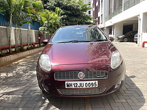 Second Hand Fiat Punto Emotion 1.3 in Pune