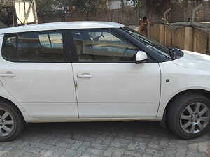 Second Hand Skoda Fabia Active 1.2 TDI in Anand