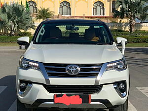 Second Hand Toyota Fortuner 2.8 4x4 AT in Kaithal