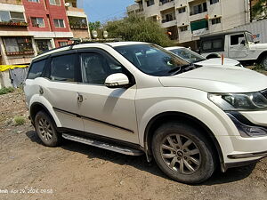 Second Hand Mahindra XUV500 W10 in Indore