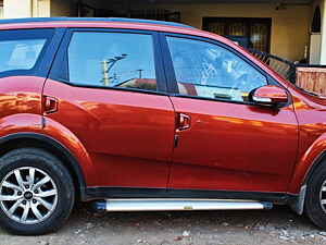 Second Hand महिंद्रा एक्सयूवी 500 w6 ऑटोमैटिक in कोयम्बटूर