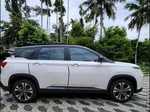 Second Hand MG Hector Sharp 1.5 Petrol Turbo Hybrid MT Dual Tone in Thrissur