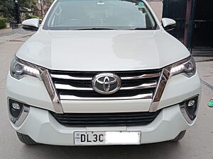 Second Hand Toyota Fortuner 2.8 4x4 AT [2016-2020] in Delhi