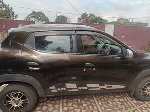 Second Hand Renault Kwid 1.0 RXT AMT Opt [2016-2019] in Dhanbad
