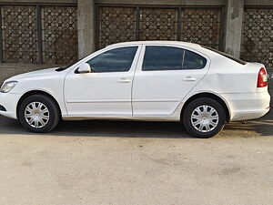 Second Hand Skoda Laura Ambition 1.8 TSI in Dhule