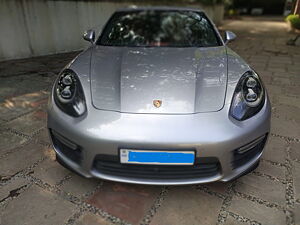 Second Hand Porsche Panamera GTS in Ahmedabad