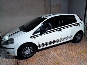 Second Hand Fiat Punto Active 1.2 in Pune