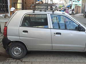 Second Hand Maruti Suzuki Alto LXi BS-III in Lakhimpur Kheri