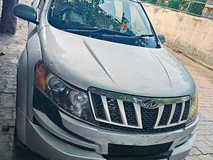 Second Hand Mahindra XUV500 W6 in Kanpur