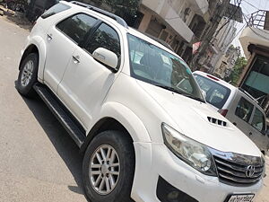 Second Hand Toyota Fortuner 3.0 4x2 AT in Gurgaon