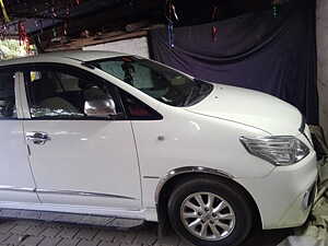 Second Hand Toyota Innova 2.5 EV PS 8 STR BS-IV in Lucknow