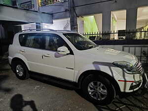 Second Hand Ssangyong Rexton RX6 in Pune