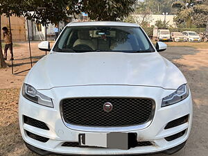 Second Hand Jaguar F-Pace Prestige in Delhi