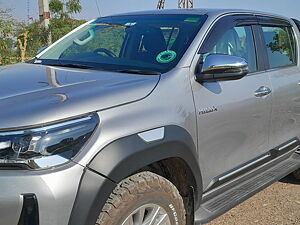 Second Hand Toyota Hilux High 4X4 AT in Jodhpur