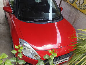 Second Hand Maruti Suzuki Swift ZXi AMT in Tikamgarh