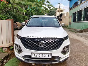 Second Hand MG Hector Plus Sharp 2.0 Diesel Turbo MT 6-STR in Hassan