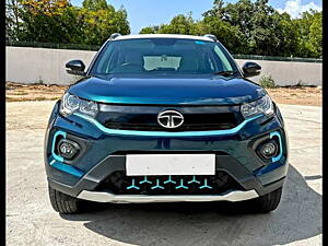 Second Hand Tata Nexon EV XZ Plus LUX in Ahmedabad