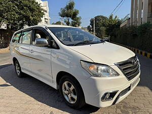 Second Hand Toyota Innova 2.5 G4 7 STR in Jalandhar