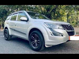 Second Hand மஹிந்திரா  xuv500 w5 [2018-2020] in டெல்லி