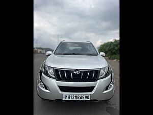 Second Hand महिंद्रा XUV500 w10 in पुणे