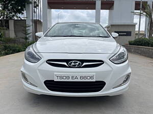 Second Hand Hyundai Verna Fluidic 1.6 CRDi SX AT in Hyderabad