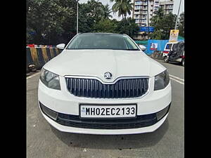 Second Hand Skoda Octavia 2.0 TDI CR Style Plus AT [2017] in Mumbai