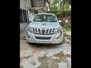 Second Hand महिंद्रा XUV500 w6 in मेरठ