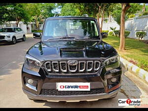 Second Hand Mahindra Scorpio S10 4WD in Lucknow