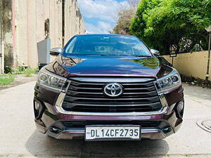 Second Hand Toyota Innova Crysta 2.7 ZX AT 7 STR in Delhi