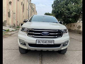 Second Hand Ford Endeavour Titanium Plus 3.2 4x4 AT in Delhi