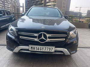 Second Hand मर्सिडीज़ बेंज़ GLC 220 डी प्रोग्रेसिव in पुणे