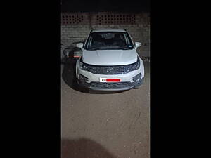 Second Hand Tata Hexa XT 4x2 6 STR in Raipur