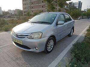 273 Used Toyota Etios Cars In India, Second Hand Toyota Etios Cars for ...