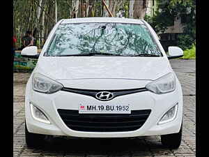 Second Hand हुंडई i20 एस्टा 1.4 crdi in नाशिक