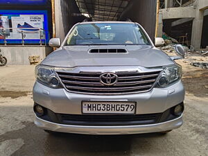 Second Hand Toyota Fortuner 3.0 4x2 MT in Mumbai