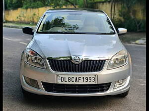 Second Hand Skoda Rapid Ambition 1.6 MPI MT in Delhi