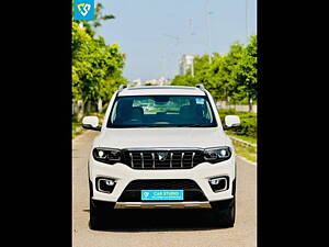 Second Hand Mahindra Scorpio Z8 L Diesel AT 4WD 7 STR [2022] in Mohali