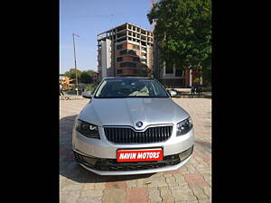 Second Hand Skoda Octavia 2.0 TDI CR Style Plus AT [2017] in Ahmedabad