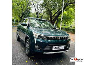 Second Hand महिंद्रा xuv300 W8 (O) 1.2 पेट्रोल [2019] in कोलकाता