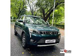 Second Hand Mahindra XUV300 W8 (O) 1.2 Petrol [2019] in Kolkata