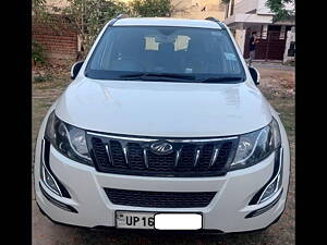 Second Hand Mahindra XUV500 W6 AT in Agra