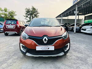 Second Hand Renault Captur RXT Diesel Dual Tone in Hyderabad