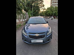 Second Hand Chevrolet Cruze LTZ in Ahmedabad