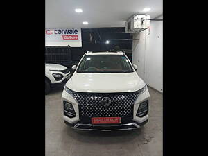 Second Hand MG Hector Plus Sharp Pro 1.5 Turbo Petrol MT 6 STR [2023] in Ludhiana