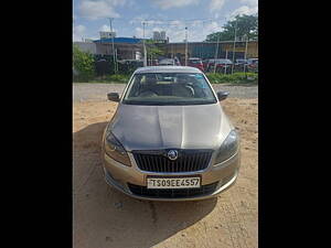 Second Hand Skoda Rapid 1.6 MPI Elegance AT in Hyderabad