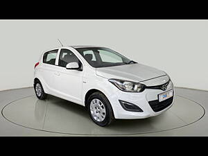 Second Hand Hyundai i20 Magna (O) 1.2 in Ahmedabad