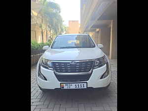 Second Hand महिंद्रा XUV500 w8 एडब्ल्यूडी in नाशिक