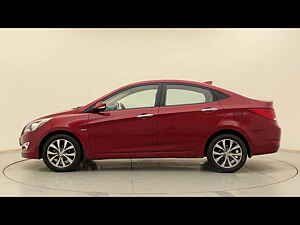 Second Hand हुंडई वरना 1.6 crdi sx (o) ऑटोमैटिक in पुणे