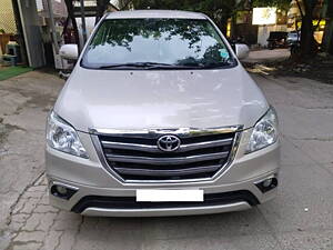 Second Hand Toyota Innova 2.5 ZX BS IV 7 STR in Chennai