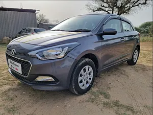 Second Hand Hyundai Elite i20 [2017-2018] Sportz 1.4 CRDI in Sikar